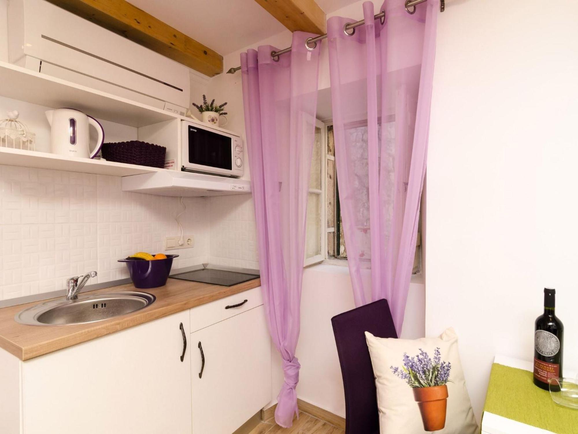 דוברובניק Lavender Garden Apartments - Studio Apartment Ground Floor - Apt 1 מראה חיצוני תמונה